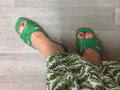Chrissie Dix available in 4 colours
