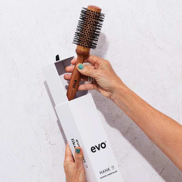 Evo HANK 35mm Ceramic Radial Hair Brush
