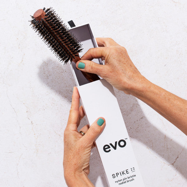 Evo SPIKE 22mm Nylon Pin Bristle Radial Brush