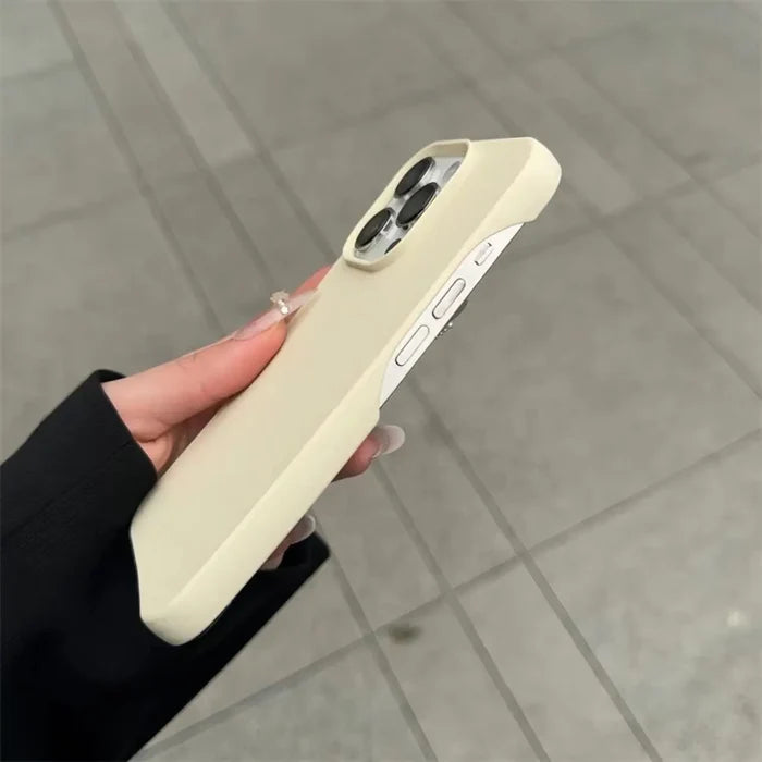 Antique White / Iphone 16