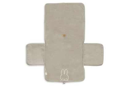 Jollein Miffy Wickelunterlage Olive Green mit Schlaufe und Holzknopf