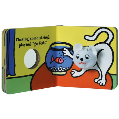 Little Kitten: Finger Puppet Book