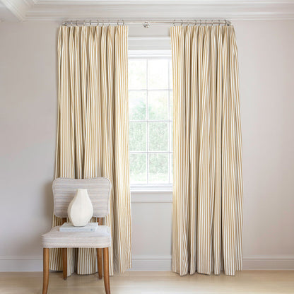 FEATURED: Shown in Tailored Pleat / Blackout