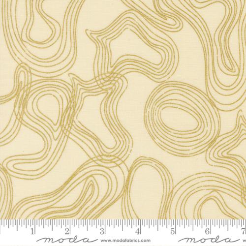 Metallic Cream (Style 2)- Sunlit Ruins Fat Quarter