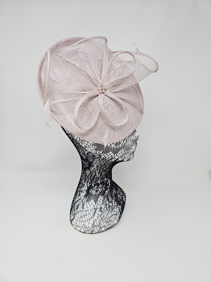 Metallic Pearl Silver Feather & Bow Round Disc Fascinator