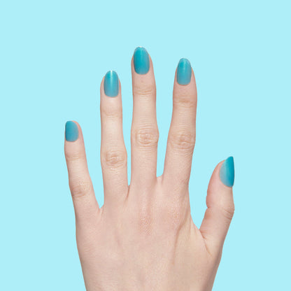 My Little Seapony | Round | Short turquoise iridescent press on nails in short round shape for easy mani