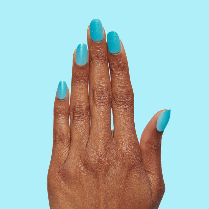 My Little Seapony | Round | Short turquoise iridescent press on nails in short round shape for easy mani