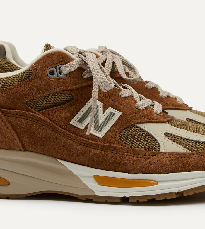 New Balance ‘Iconic Influences’ Caramel Café Made in UK 991v2 Trainers