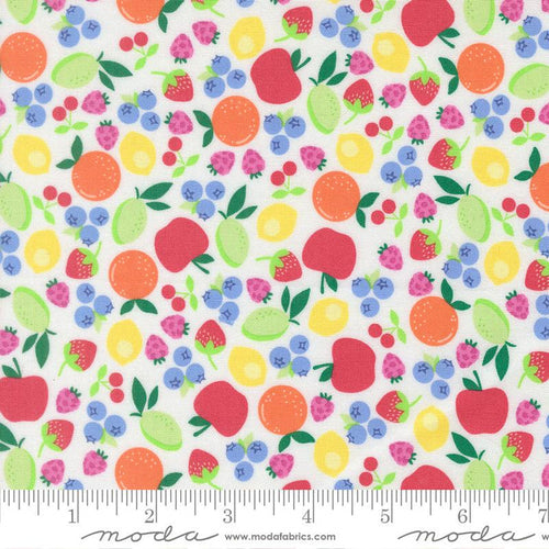 Off White- Fruit Salad (Small Fruit)- Fat Quarter
