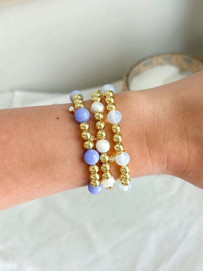 Pearl Shayla Stretch Bracelet by Annabanana - Detail View - AnnaBanana