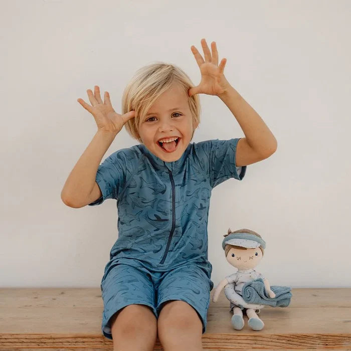 Kuschelpuppe Jim Summer im blauen maritimen Outfit