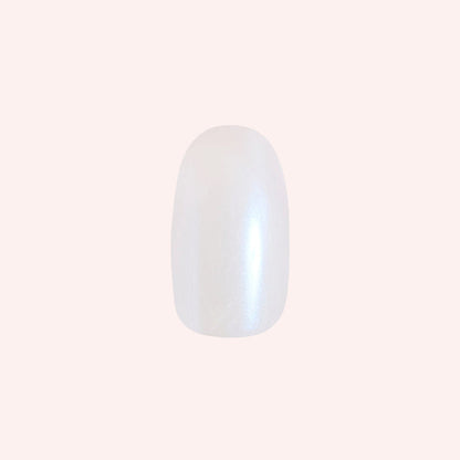 Pink Goldfish | Round | Extra Short shimmery light pink iridescent press on nail in extra short round shape for mani