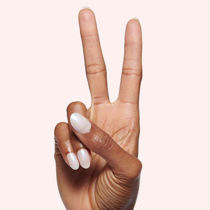 Pink Goldfish | Round | Extra Short shimmery pink iridescent press on nails in extra short round shape for mani