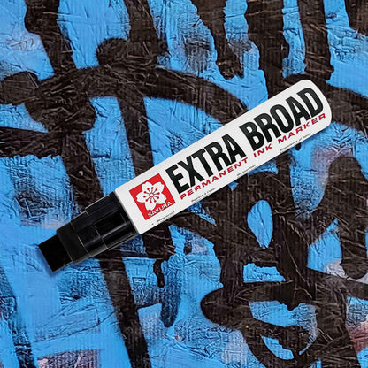 Black extra broad Sakura permanent ink marker