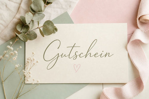 Schmatzepuffer Gutschein für personalisierte Babygeschenke zur Geburt, Taufe und besondere Anlässe. Hochwertige Geschenkidee für individuelle Erinnerungsstücke mit persönlicher Gestaltung.