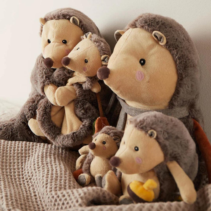 Bieco Schnuffeltuch Igel Piksi – weiches Schmusetuch mit Strukturmix und knisternden Blättern zur Förderung von Tast- und Hörsinn