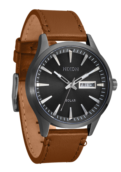 Sentry Solar Leather - Gunmetal