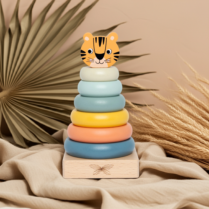 byAstrup Stapelturm Tiger aus Holz mit sechs Ringen