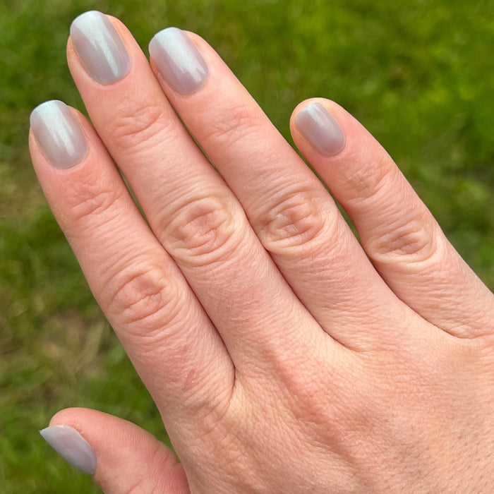 That’s So Ursula | Squoval | Extra Short blue iridescent short squoval press-on nails for an at-home mani