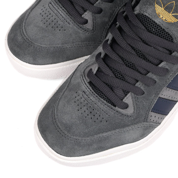 Adidas - Tyshawn Low (Carbon/Carbon/Grey)