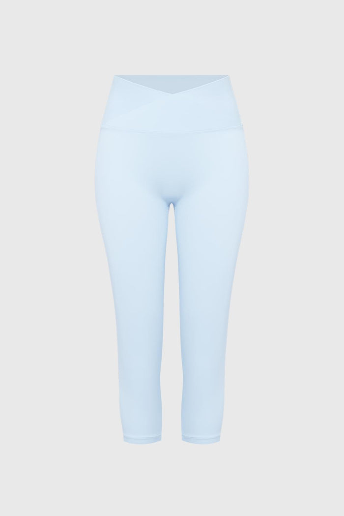 V-Waist Scrunch Capri Legging