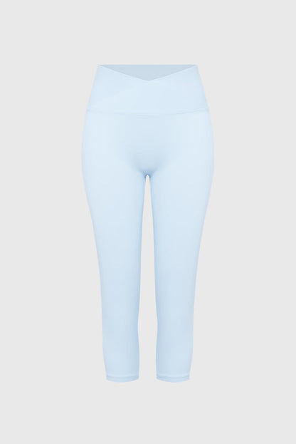 V-Waist Scrunch Capri Legging