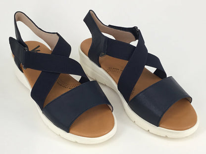 Via Nova Garda available in 3 colours
