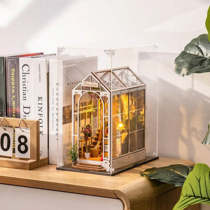 Book Nook Dust Cover, 5.8" x 9.8" x 11.8"