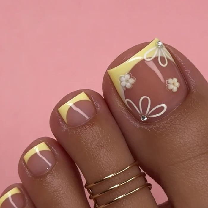 Yellow French Square Toe Nails With White Floral Design 24 Pieces Resin Material For Most Foot Types